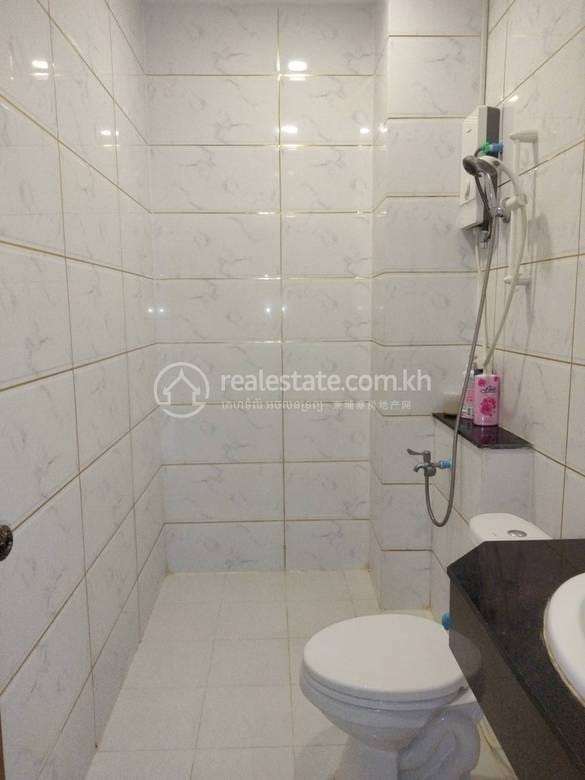 ផ្ទះជាប់គ្នា សំរាប់លក់ នៅDangkao តម្លៃ $85,000
