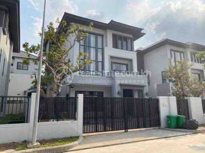 residential Twin Villa for rent dans Chak Angrae Kraom ID 202821