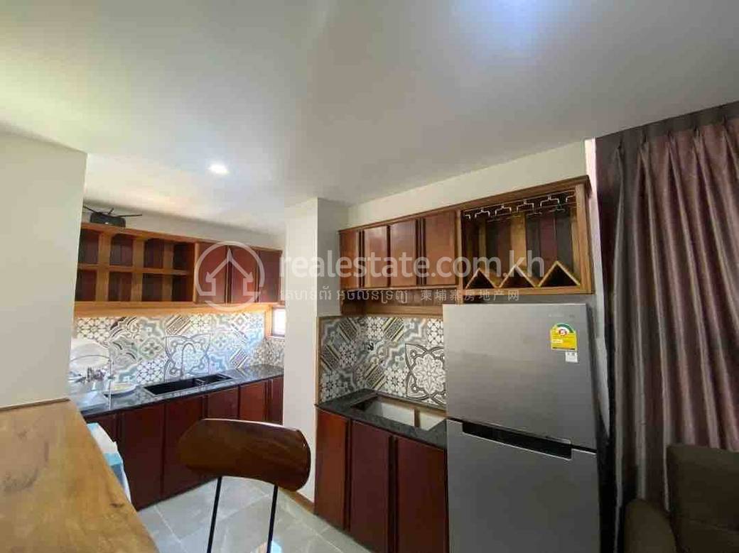 Condo For Rent in Phsar Kandal I, Daun Penh, Phnom Penh