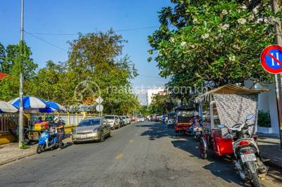   , Phsar Chas, Daun Penh, Phnom Penh