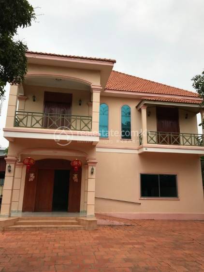 带5个停车位的House and lotFor Sale & Rent