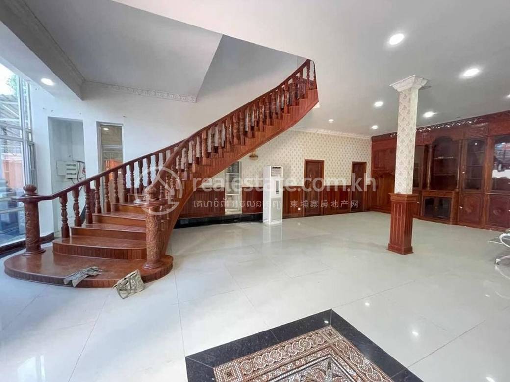 Villa À louer à Por Sen Chey $4,500
