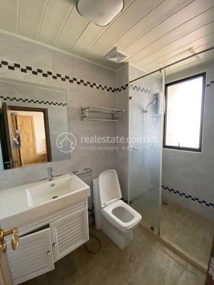 Apartmán K pronájmu in Tuek L'ak 2, Toul Kork, Phnom Penh