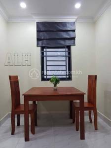 អូបែកក្អម, សែនសុខ, ភ្នំពេញ