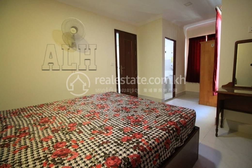 Apartment For Rent with 1 Parking Space