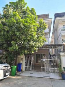 residential Twin Villa for rent dans Tuek Thla ID 205470