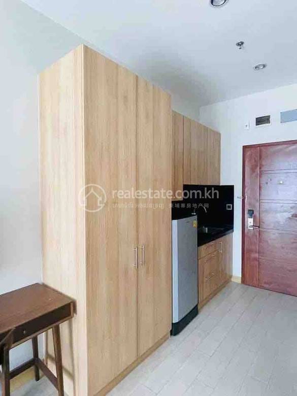 Condo For Rent in BKK 1, Boeng Keng Kang, Phnom Penh
