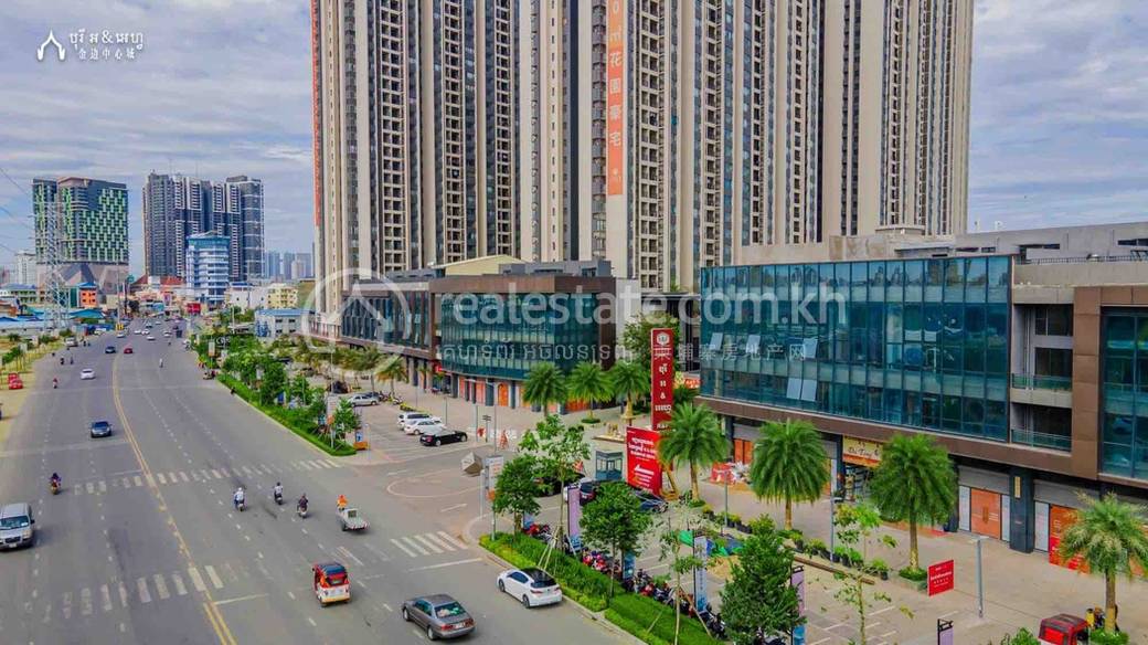 residential Condo for sale in Chak Angrae Leu ID 203851