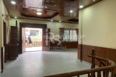 ទន្លេបាសាក់, ចំការមន, ភ្នំពេញ