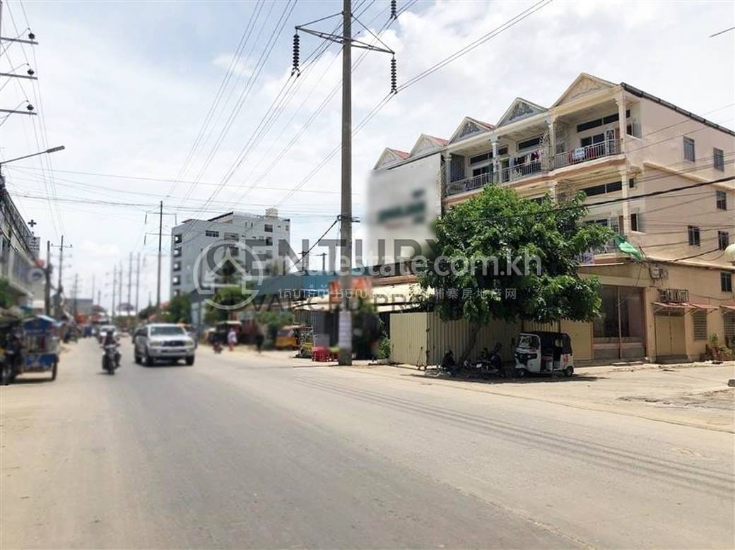 แฟลต สำหรับขาย 5 ห้องนอน ราคา $394,444