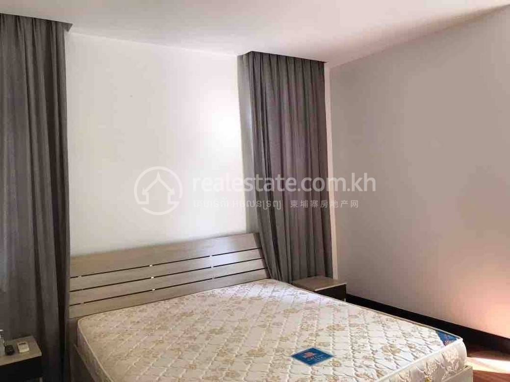Apartment For Rent with 1 Parking Space