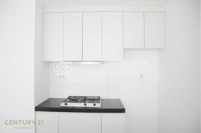 Condo For Sale in Por Sen Chey $130,000