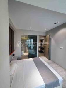 Chamkarmon Condo For Rent in Chamkarmon