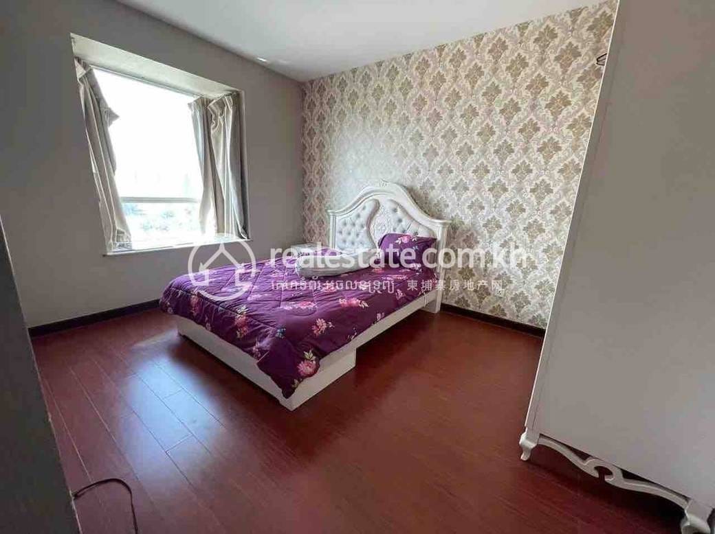 Condo For Rent in Chamkarmon $1,300