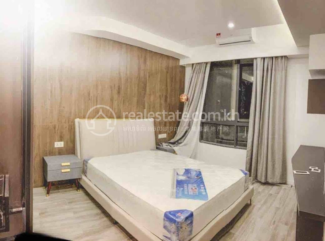 $1,530 Flat