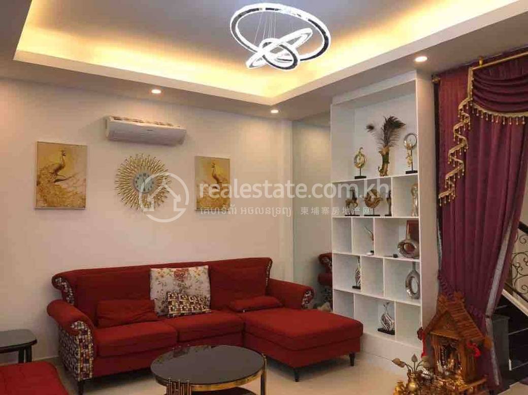 $1,500 Villa