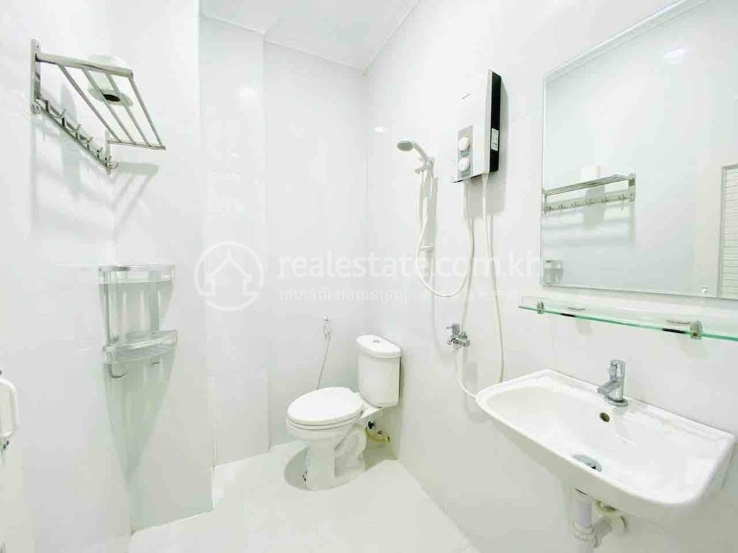 Chamkarmon Apartment For Rent in Chamkarmon