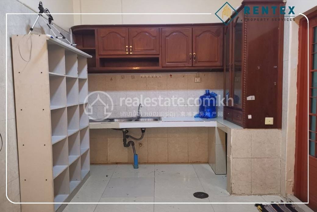 4卧室双子别墅出租，价格$500
