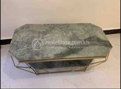 ទឹកថ្លា, សែនសុខ, ភ្នំពេញ