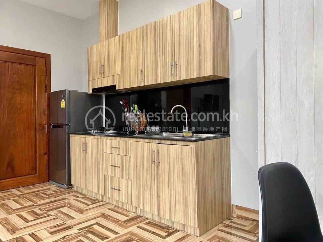 Condo For Rent in Chamkarmon $350