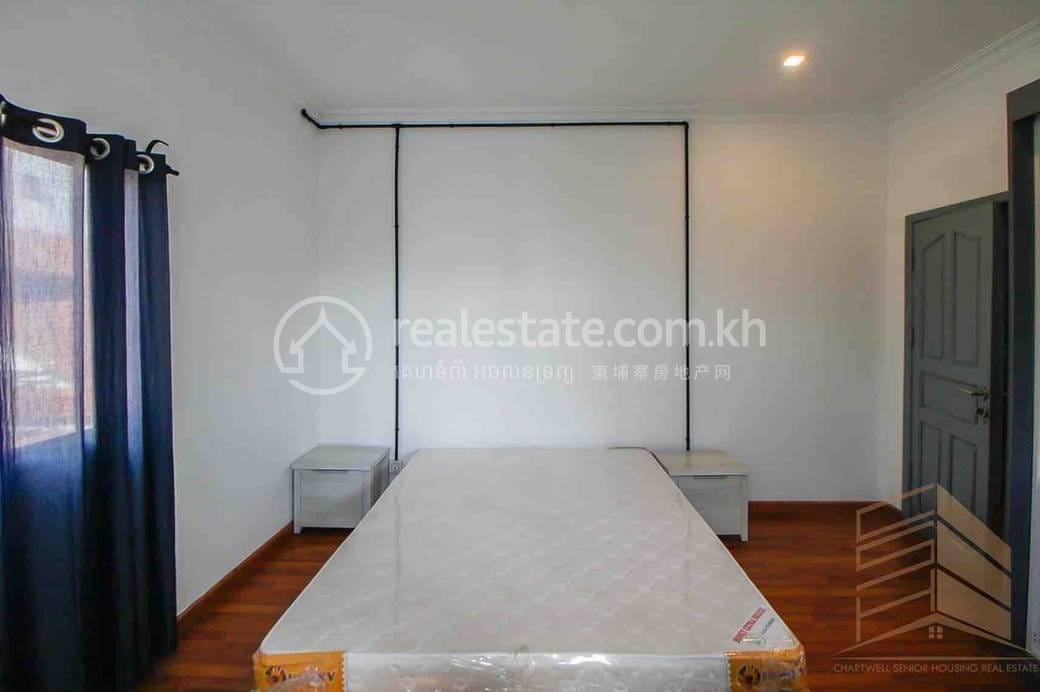 Daun Penh Apartment For Rent in Daun Penh