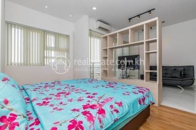 PS Crystal Condominium