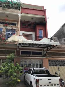 residential Shophouse for sale in Tuek Thla ID 205595