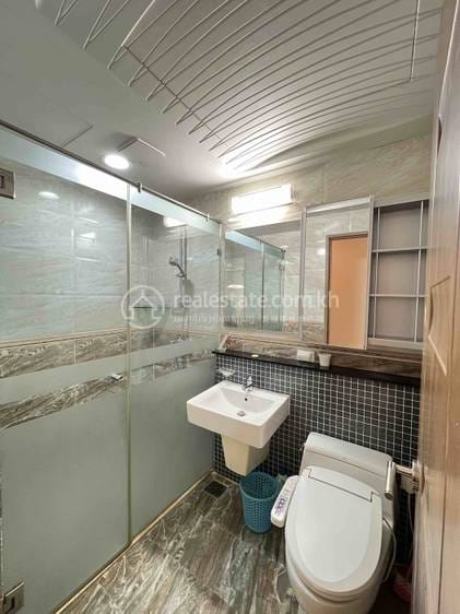 BKK 1 Serviced Apartment For Rent in BKK 1