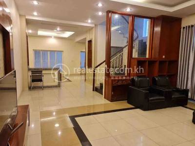 Tuek Thla, Sen Sok, Phnom Penh