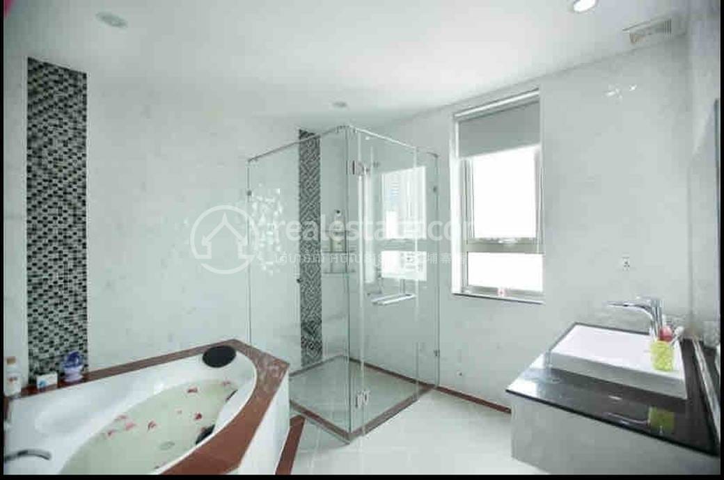 BKK 1 Serviced Apartment For Rent in BKK 1