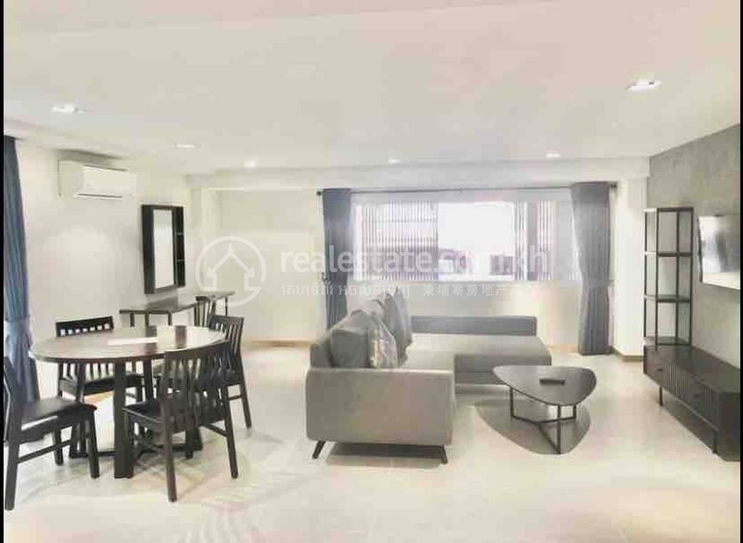 Апартаменты с Обслуживанием Для Аренды in Chamkarmon $950