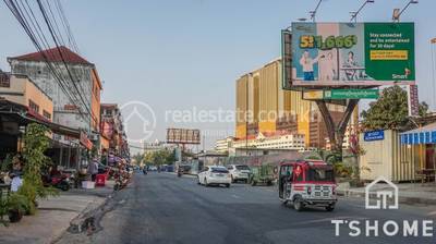  , ទន្លេបាសាក់, ចំការមន, ភ្នំពេញ