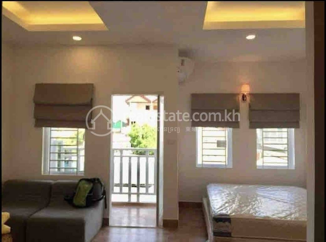 Chamkarmon Condo K pronájmu in Boeung Trabek Chamkarmon $210