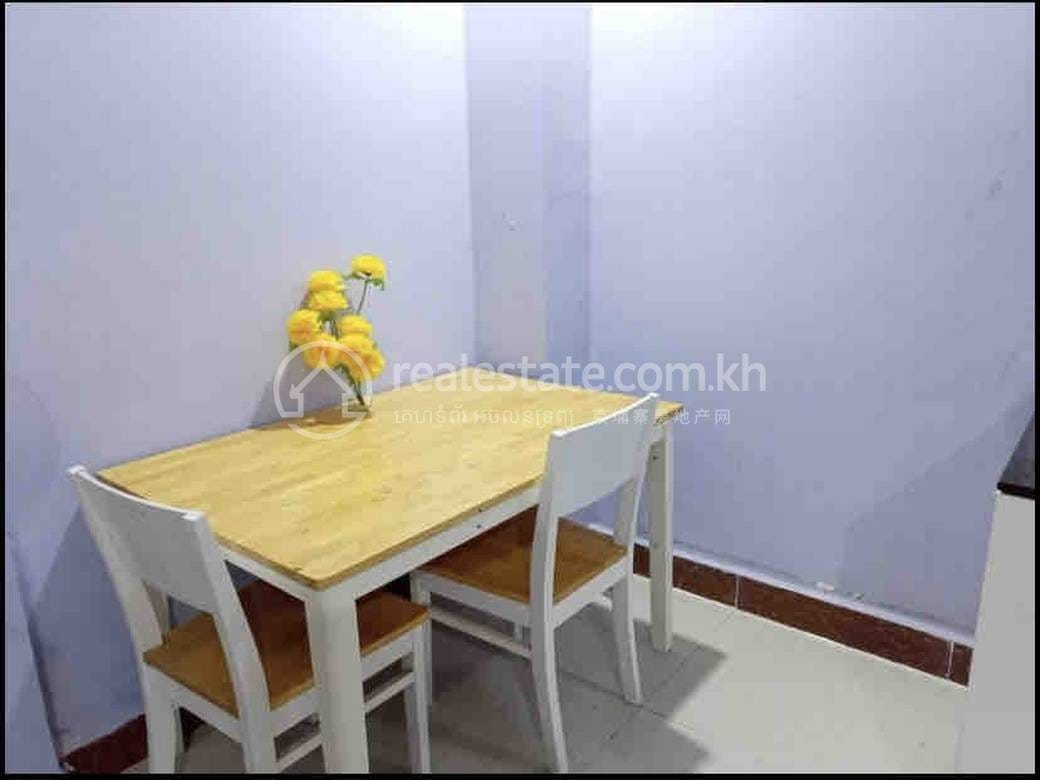 Chamkarmon Apartment For Rent in Chamkarmon