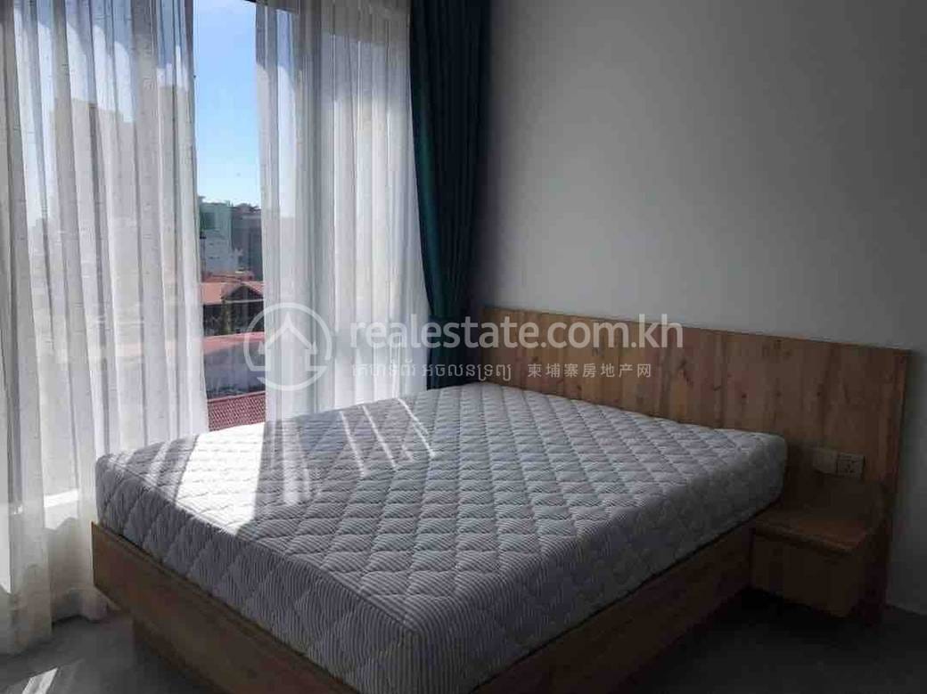 98 sqm Living Size Apartment For Rent in Toul Kork