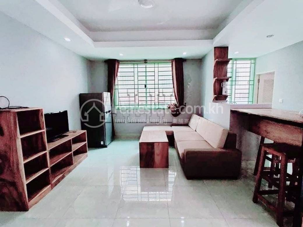 Apartment For Rent with 1 Parking Space