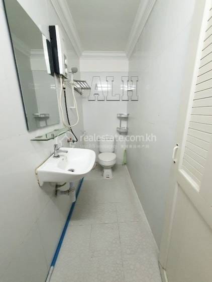 Appartement À louer à Chamkarmon $390