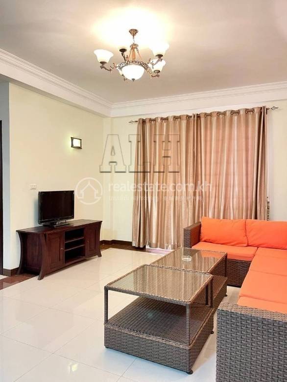 Apartment For Rent with 1 Parking Space