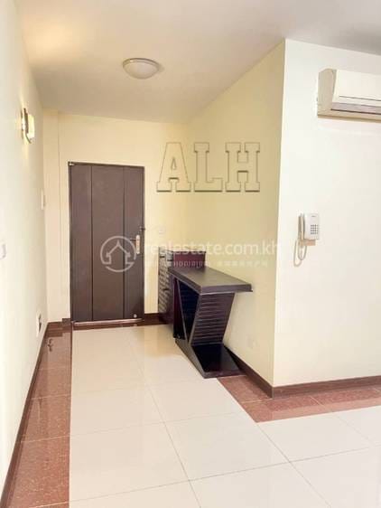 Apartment For Rent in Por Sen Chey $600