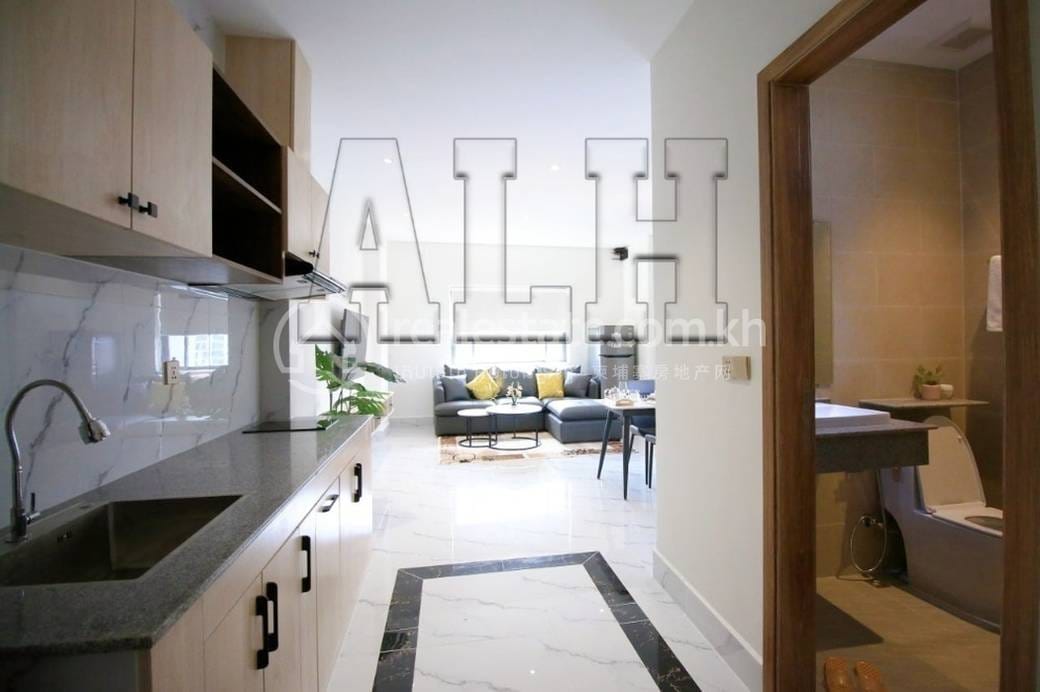Apartment For Rent in Srah Chak, Daun Penh, Phnom Penh