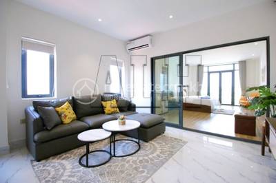 Apartment For Rent with 1 Parking Space