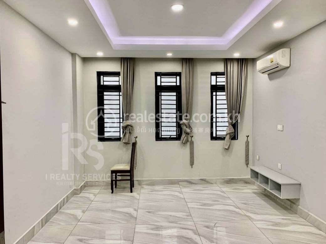 Chamkarmon建筑出租，价格$15,000