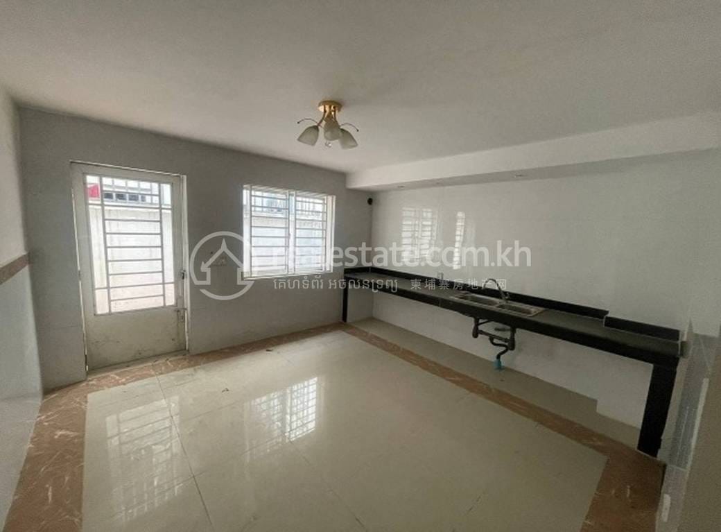 Kamboul Flat For Sale in Kamboul
