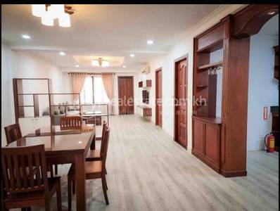 ตึกแถว สำหรับเช่า ใน Boeng Keng Kang $1,200