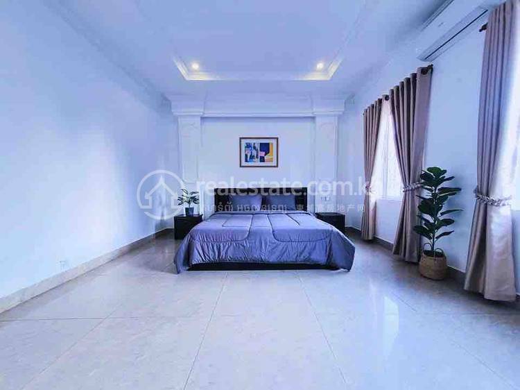 Flat For Rent in BKK 1, Boeng Keng Kang, Phnom Penh