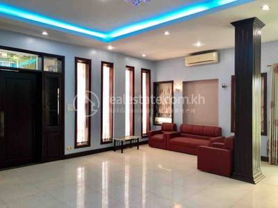 residential Villa for rent in Tonle Bassac ID 208372