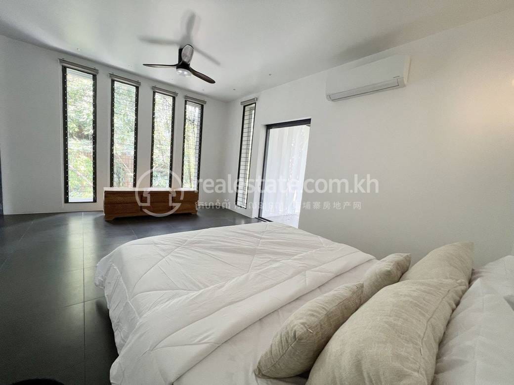 Villa For Rent in Chamkarmon $1,700