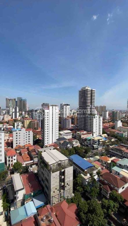 35 sqm Living Size Студия Для Аренды in Boeng Keng Kang
