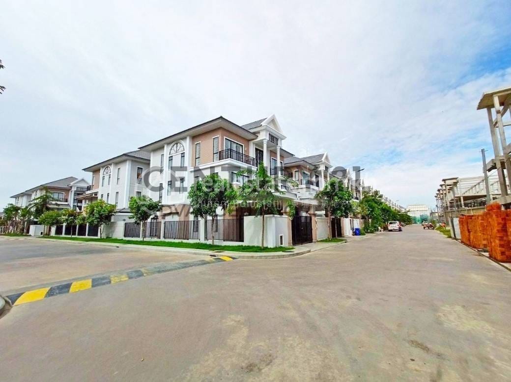 Meanchey双子别墅出售，位于Meanchey