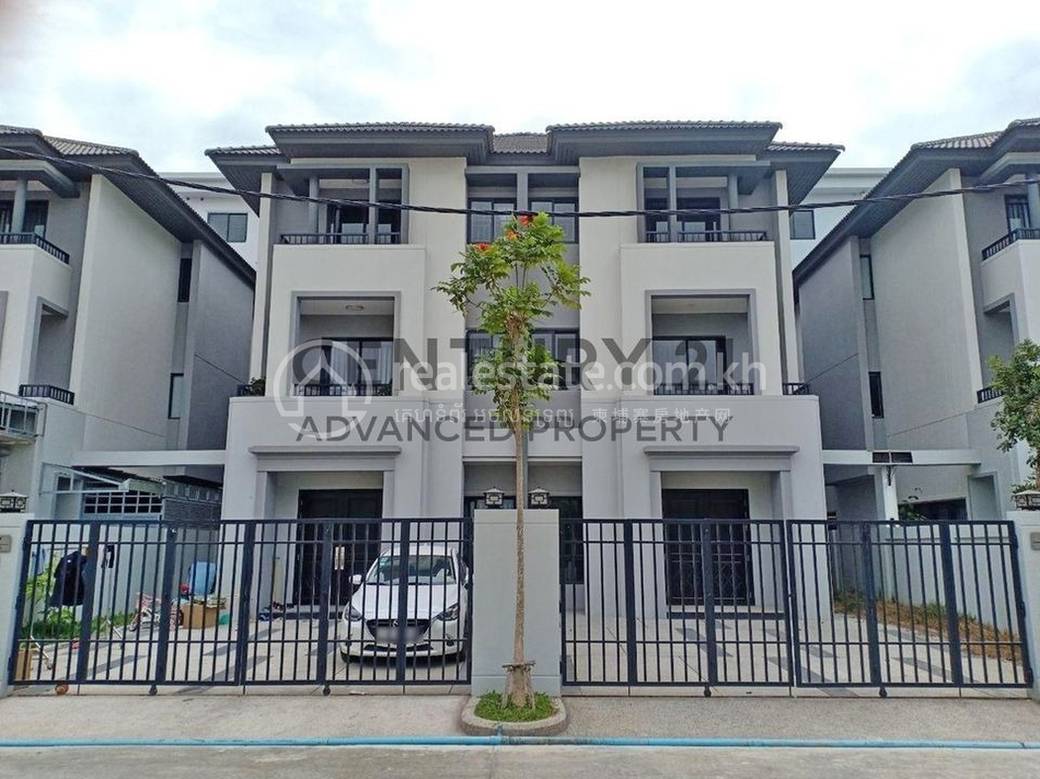 Meanchey双子别墅出售，价格$470,000
